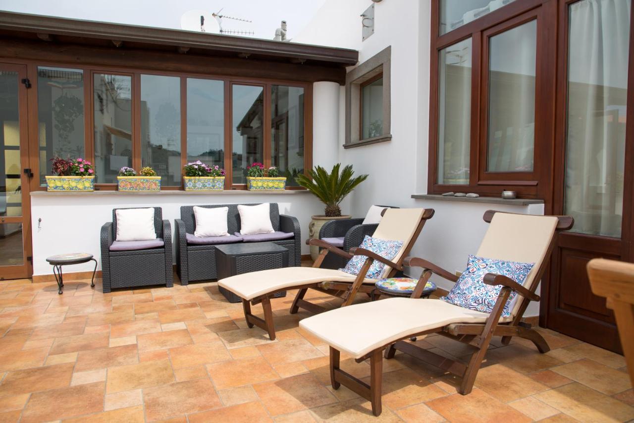 Diana Brown B&B Affittacamere Lipari  Eksteriør bilde